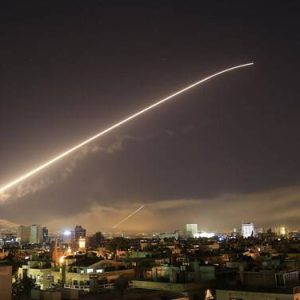 پدافند هوایی سوریه با اهداف متخاصم مقابله کرد