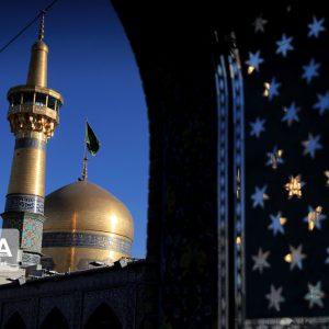 ۴۳ نفر از زندانیان آزاد شده به مشهد مقدس اعزام شدند